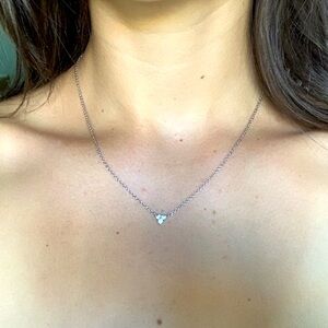 Mejuri Lotus Triangle AAA Sapphire Silver Necklace